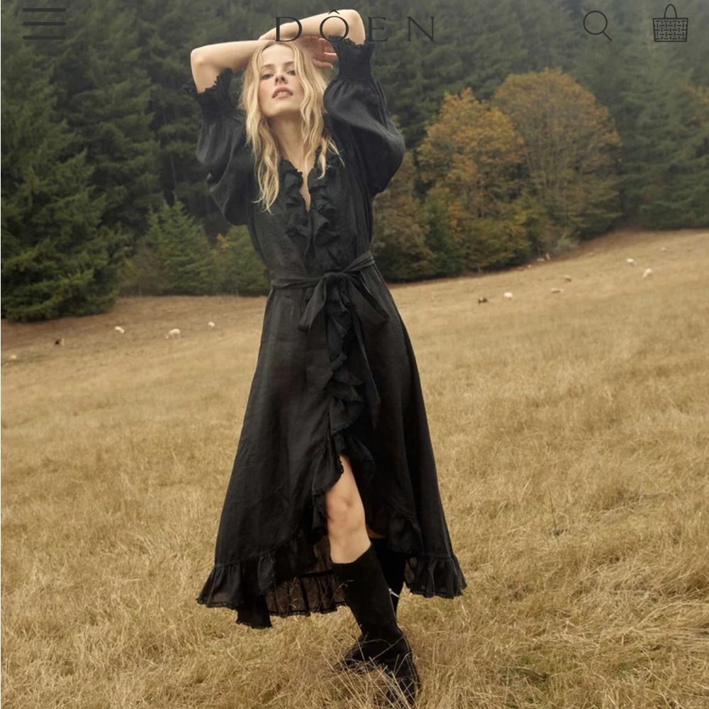 Doen Nadia Dress, black, XL, only took out of the box to try on.  Never worn NWT